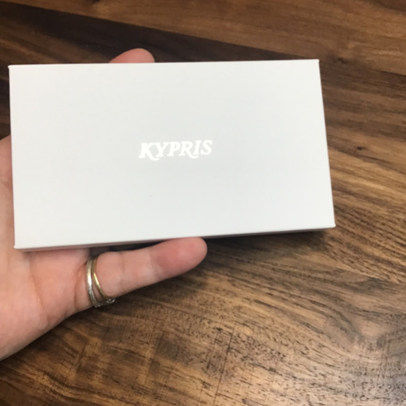 Kypris illumination for eyes and body pallet, highlighter shadow pallet - Picture 8 of 8